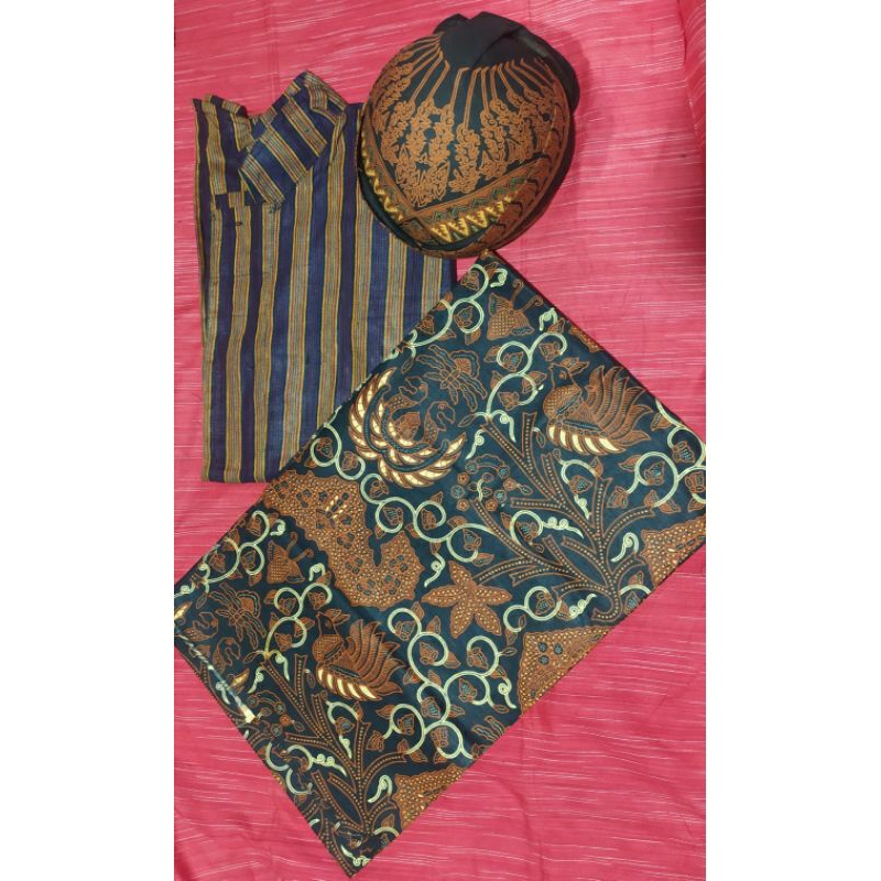 baju adat solo dan Jogja