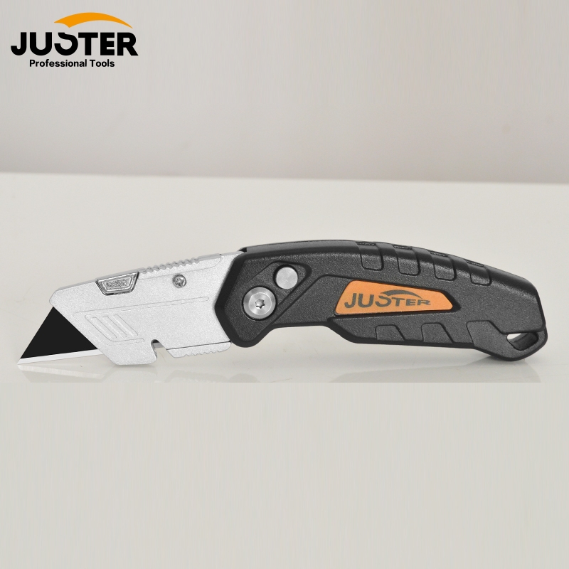 

Juster Foldable Cutter Knife / Pisau Cutter Lipat Isi Mata Pisau 5 pcs JLD22003