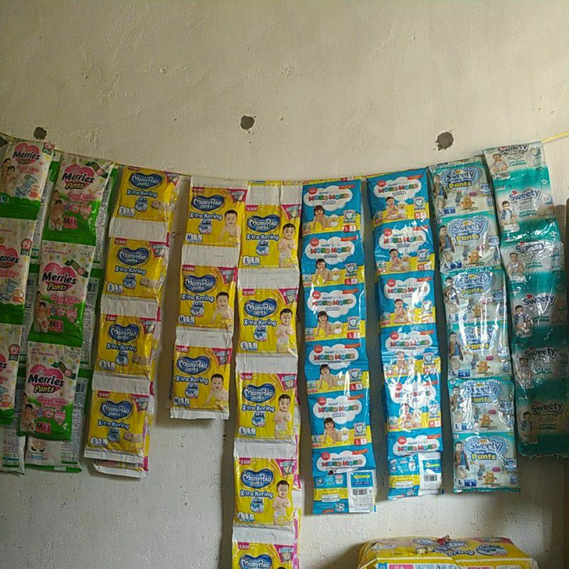 pempes renceng / diapers ecer