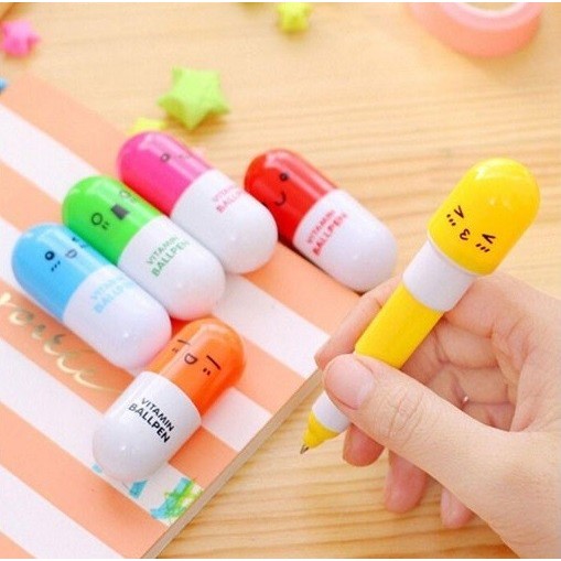 

Pena Kapsul Vitamin Emoticon Lucu Pulpen Unik Ballpen Pil Capsule Pen