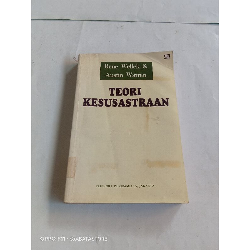 BUKU TEORI KESUSASTERAAN RENE WELLEK