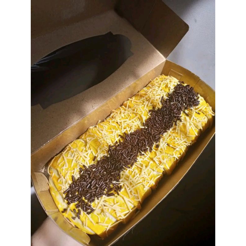 

Strudel Pisang Banana Strudel 20*10cm Khas Lombok