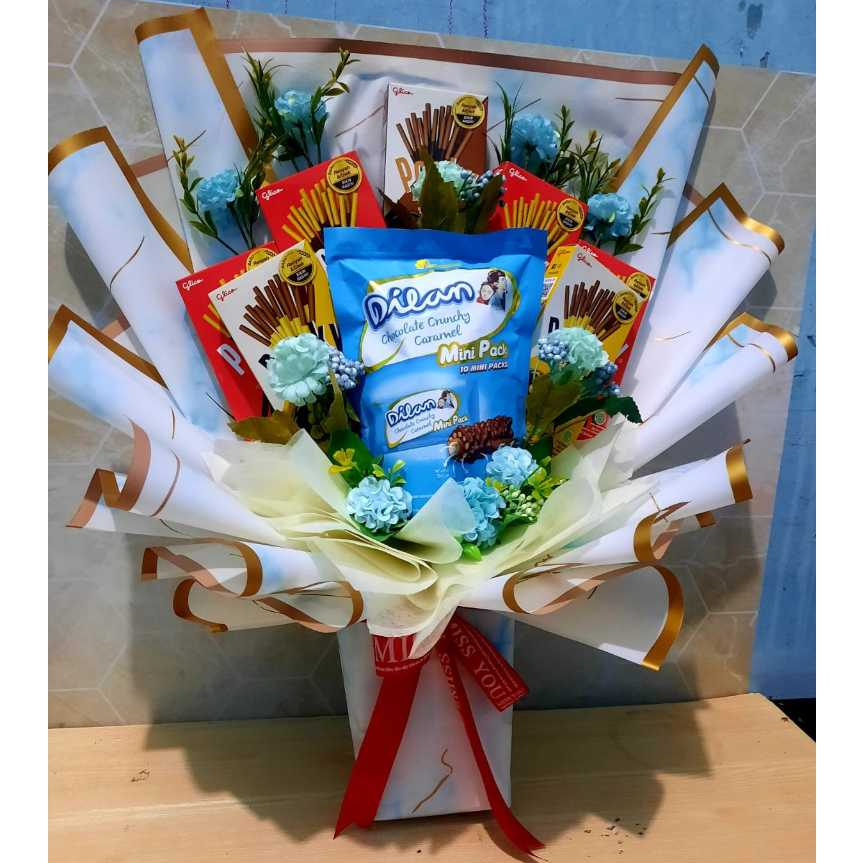 

buket snack,buket makanan,buket snack,kado wisuda,hadiah wisuda, kado ulang tahun,hadiah ulang tahun