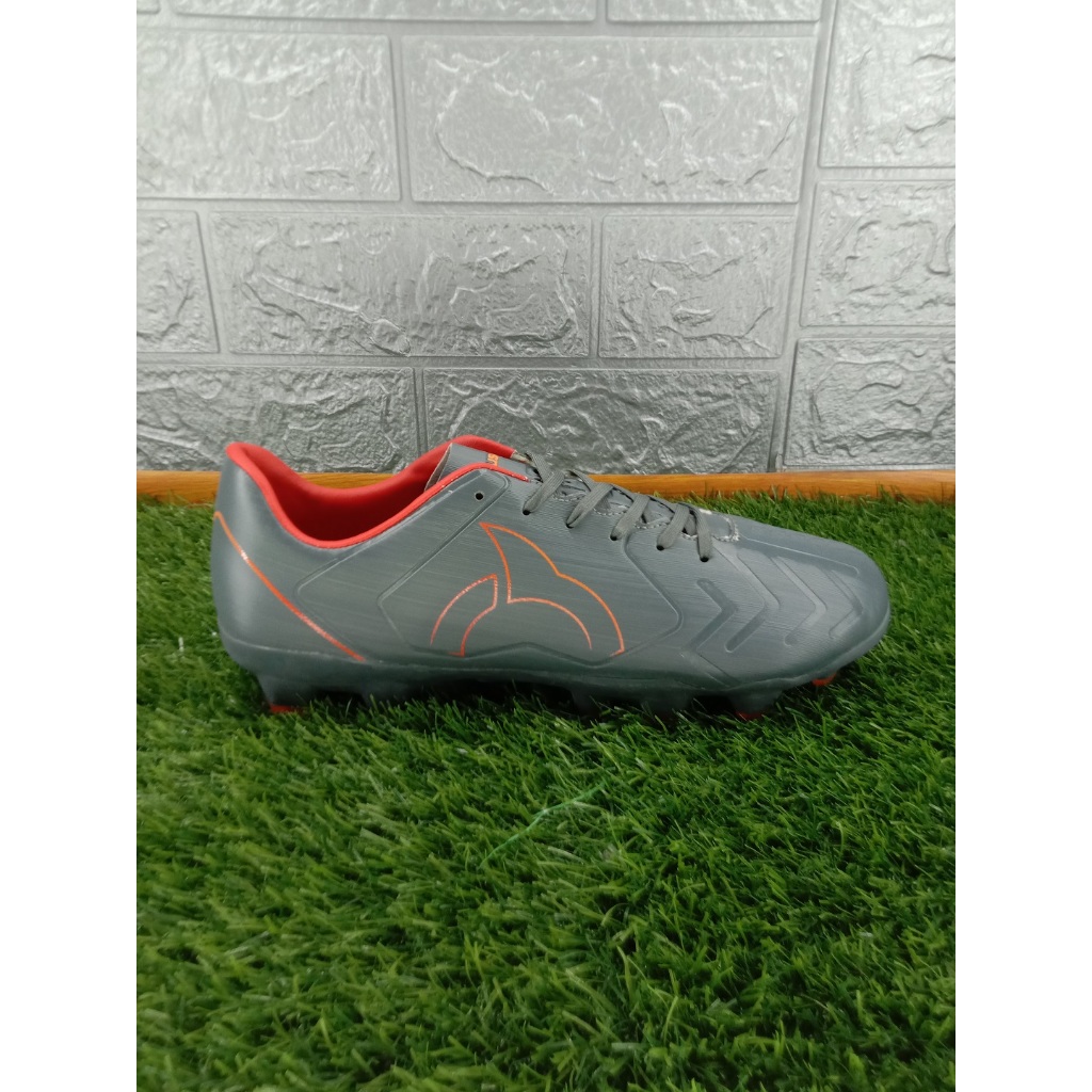 ORTUSEIGHT Sepatu Sepak Bola Forte Orochi Fg