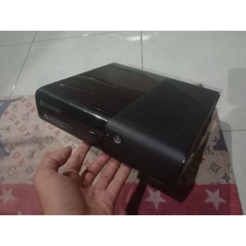 XBOX 360 SLIM E 500GB