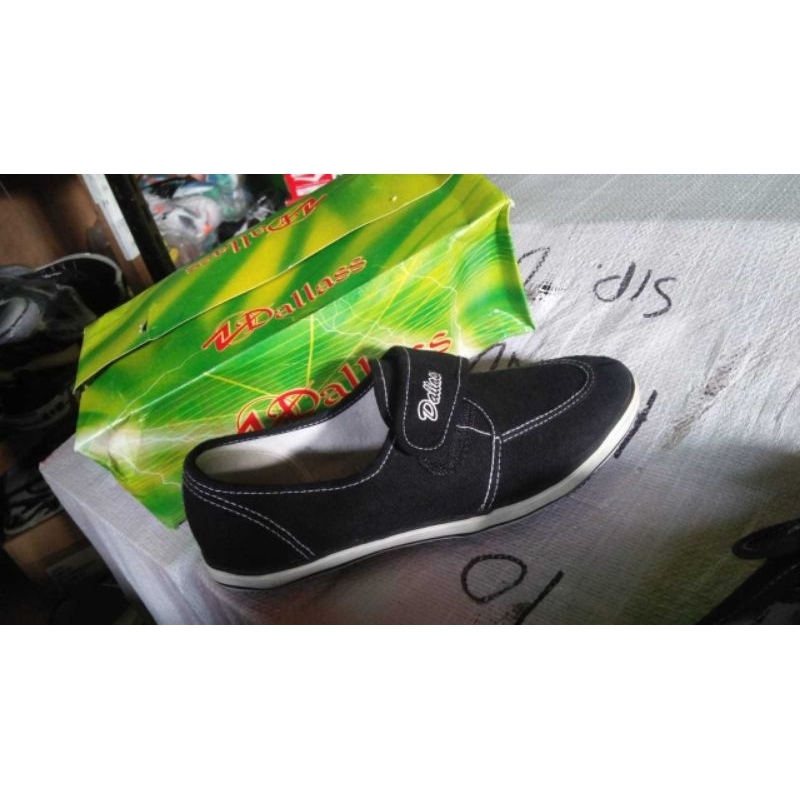 OBRAL SEPATU DALLAS /SEPATU CASUAL WANITA ORI