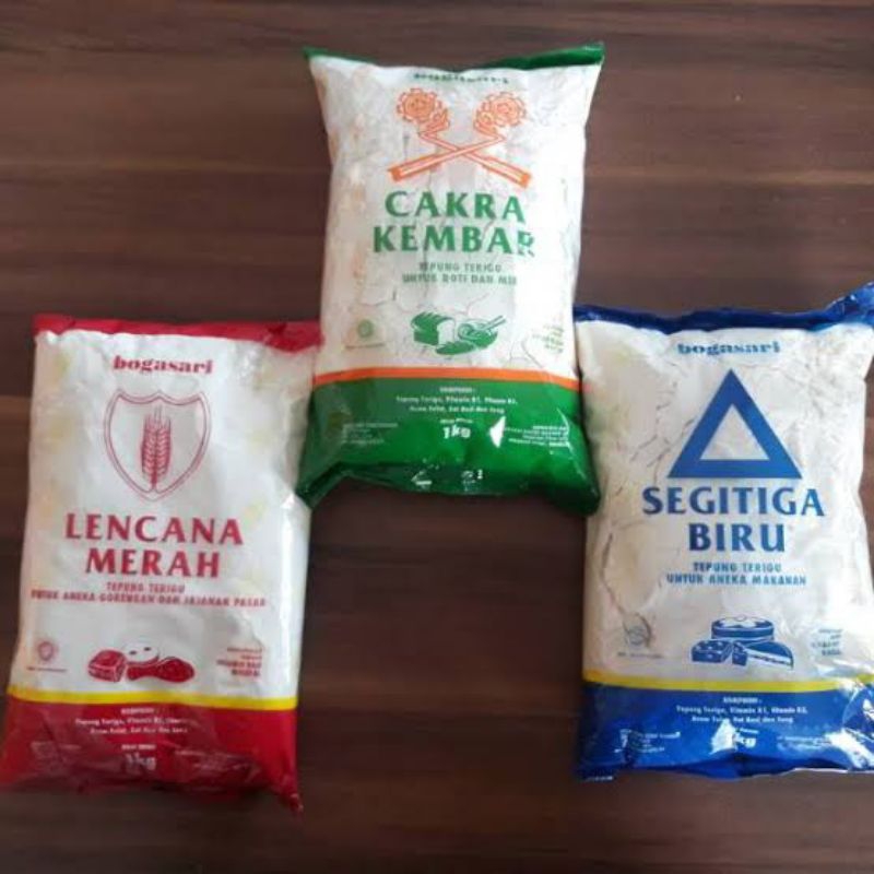 

TEPUNG TERIGU SEGITIGA/CAKRA/LENCANA MERAH 1KG