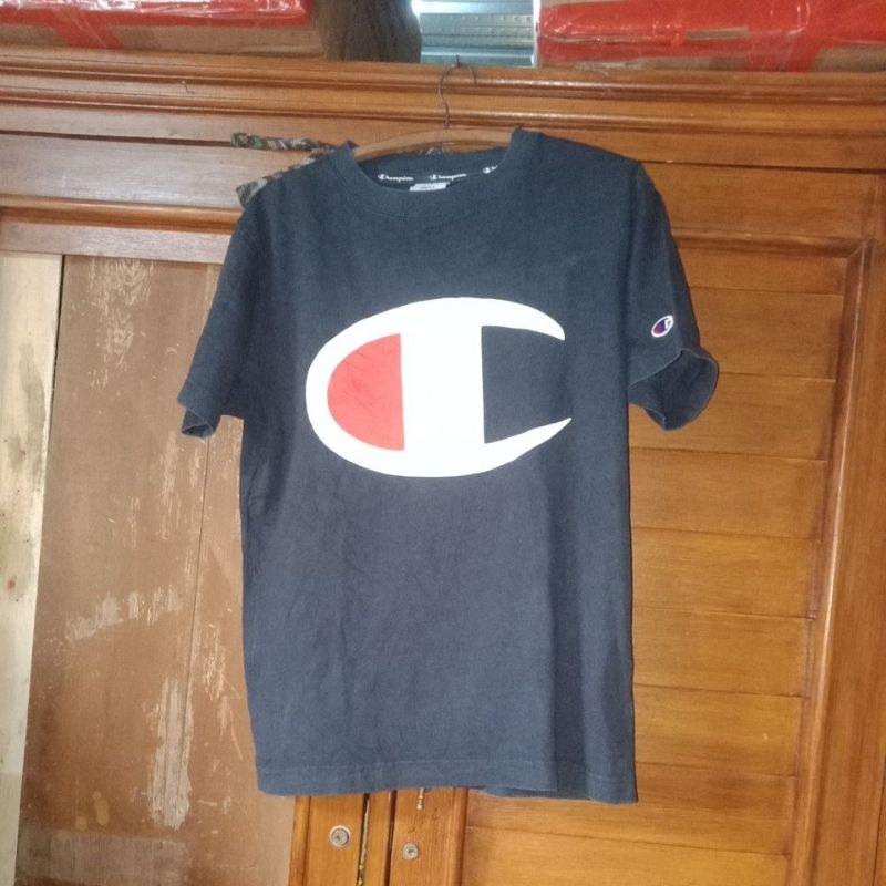 Kaos Champion big logo