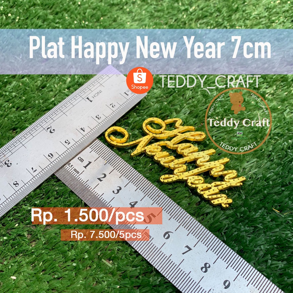 

Plat Happy New Year 7cm - Resin Tulisan Happy New Year - Tempelan Box Hampers Parcel Pita Craft - Teddy Craft