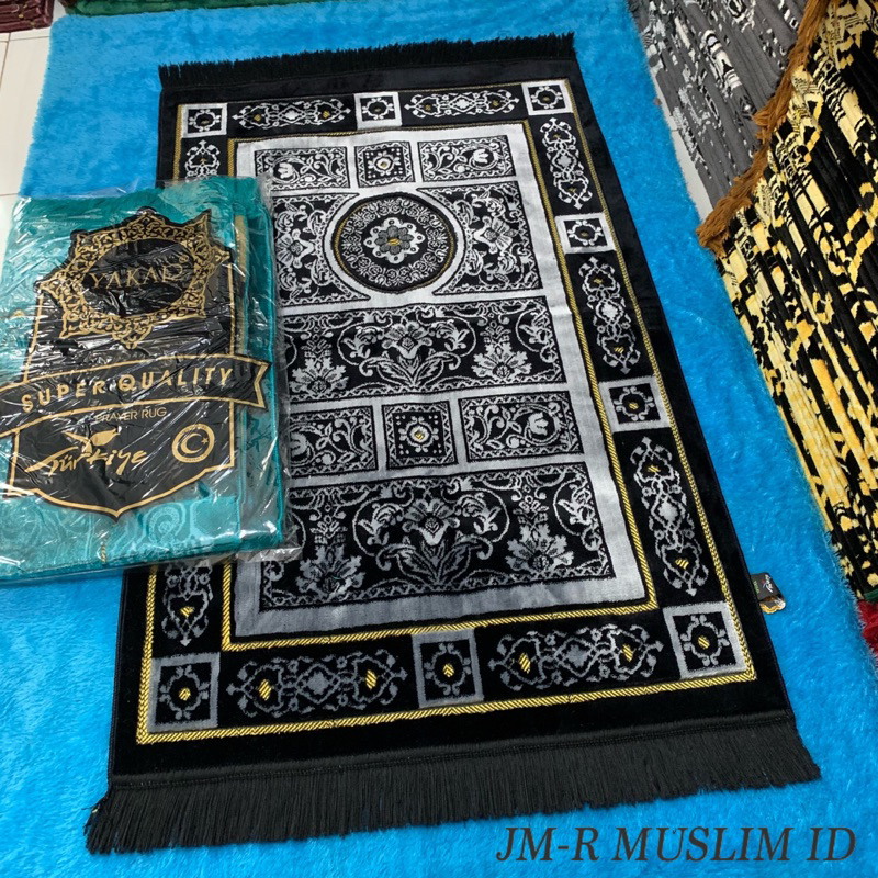 Sajadah Yakar Wangi // Sajadah Turki // Sajadah Wangi Turki // Ukuran 70x110cm // Sajadah Kualitas P