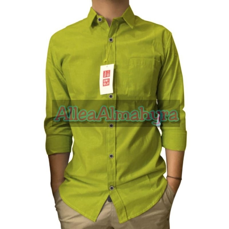 Baju Kemeja UNIQLO KemejA Slim UNIQLO KemejA Slim Polos