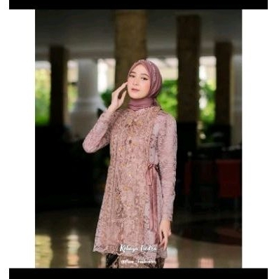 Preloved Set Kebaya Liodra/kebaya wisuda/Kebaya premium