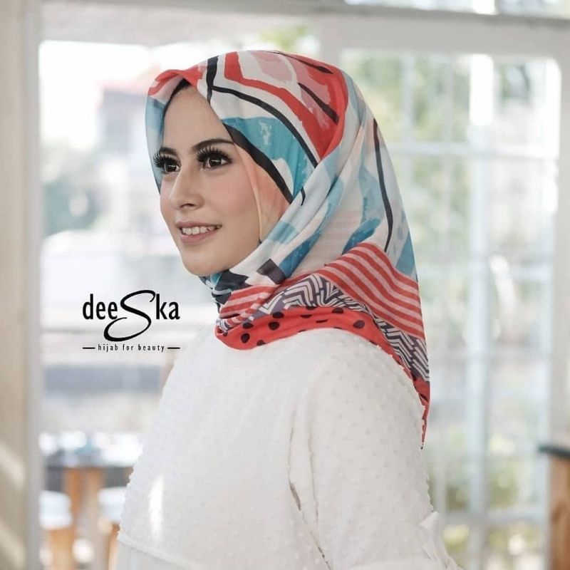 CUCI GUDANG HIJAB DEESKA QARIBA SERIES