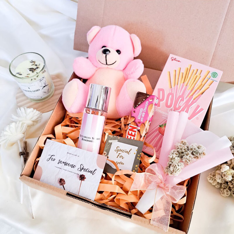 

GIFT BOX