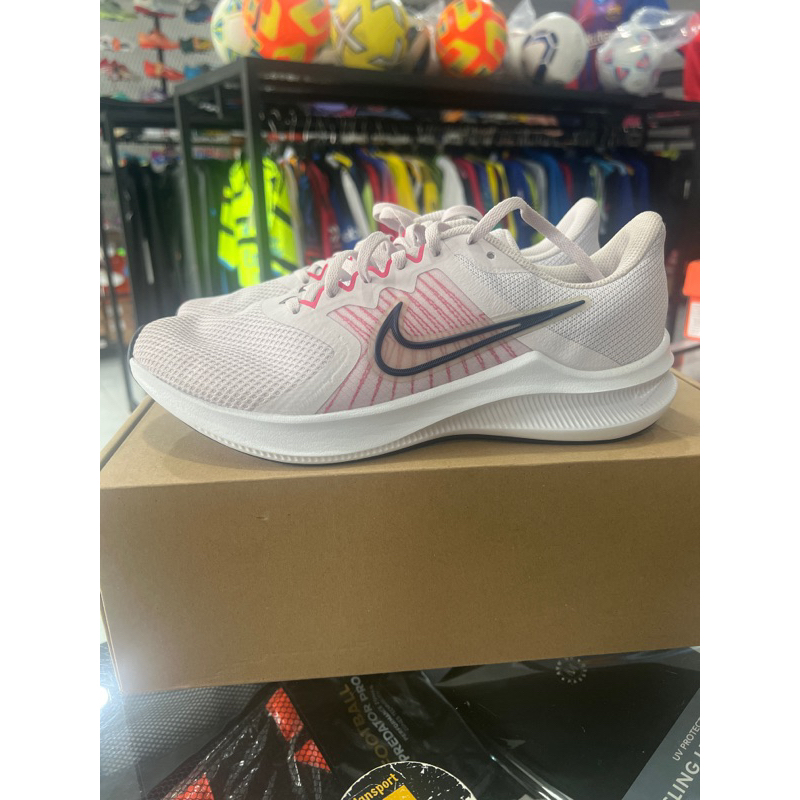 NIKE WMNS DOWNSHIFTER 11