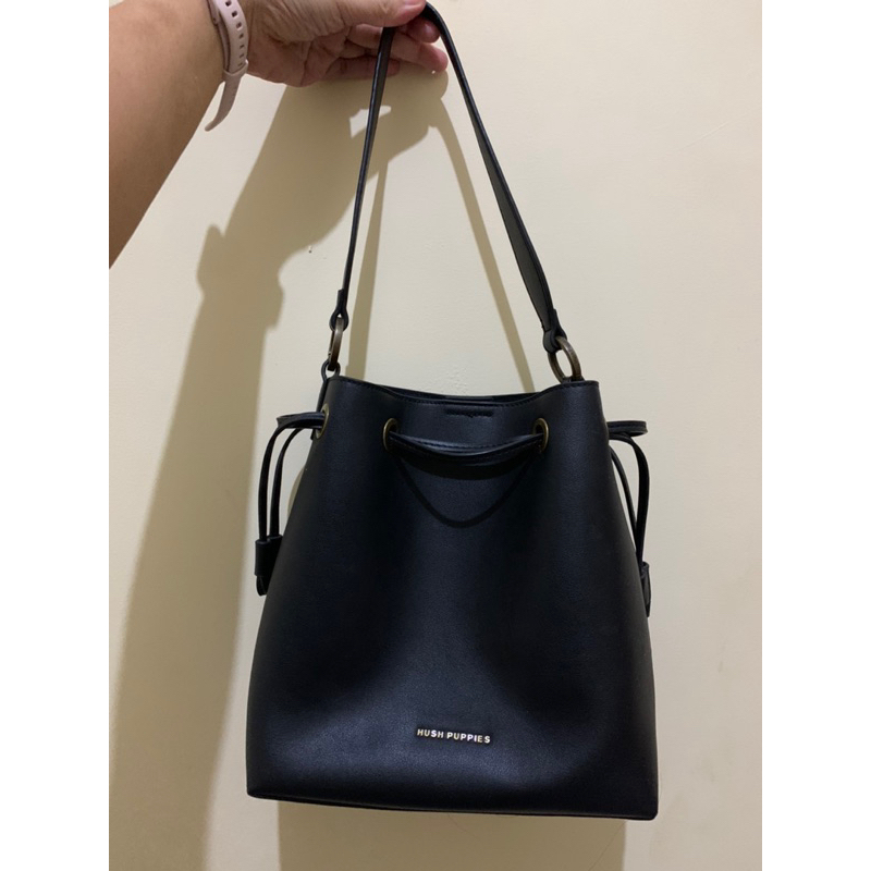 tas hush puppies hobo bag