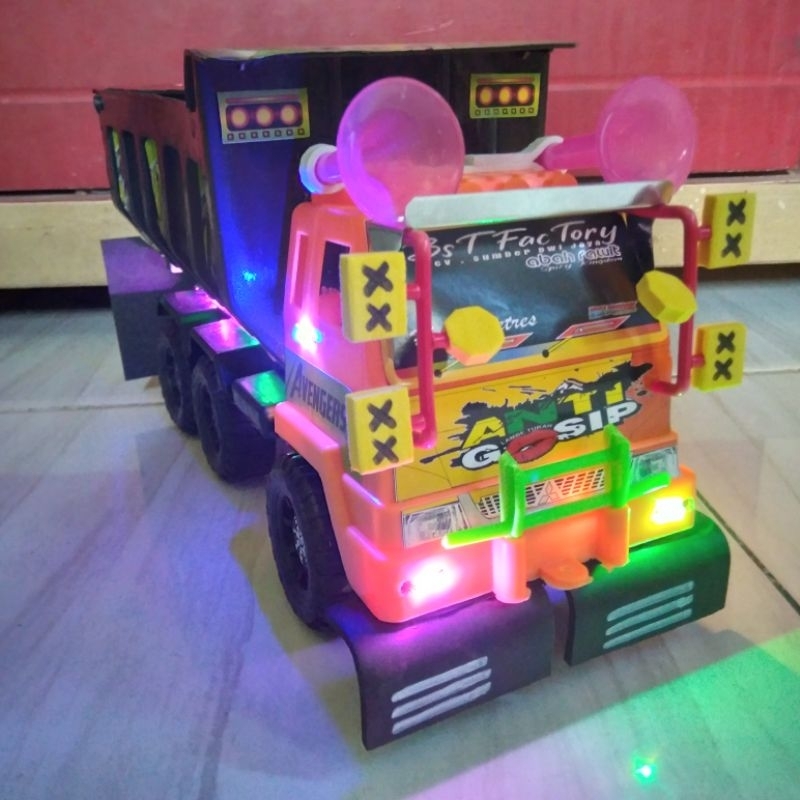 Truk Mainan anak laki laki Modifikasi