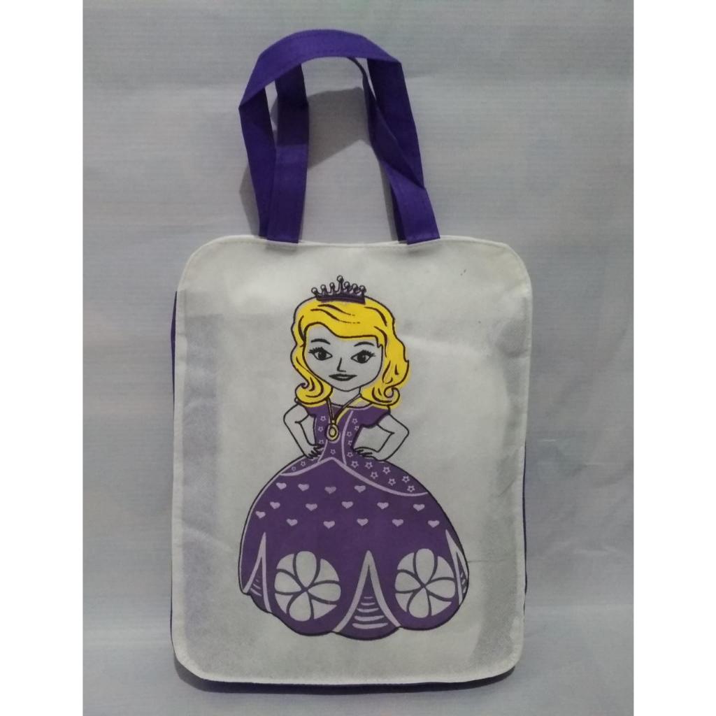 

TAS SOUVENIR ULANG TAHUN MURAH / TAS SOUVENIR ULANG TAHUN KARAKTER