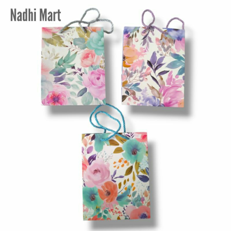 

PAPER BAG TALI M 220118X23X10 / PAPER BAG MOTIF BUNGA / TAS KERTAS
