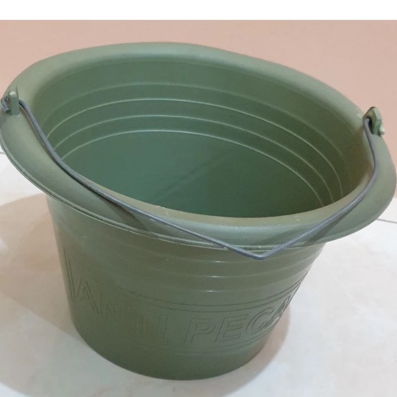 EMBER COR PLASTIK / EMBER COR MURAH / EMBER PLASTIK TEBAL / EMBER SERBAGUNA