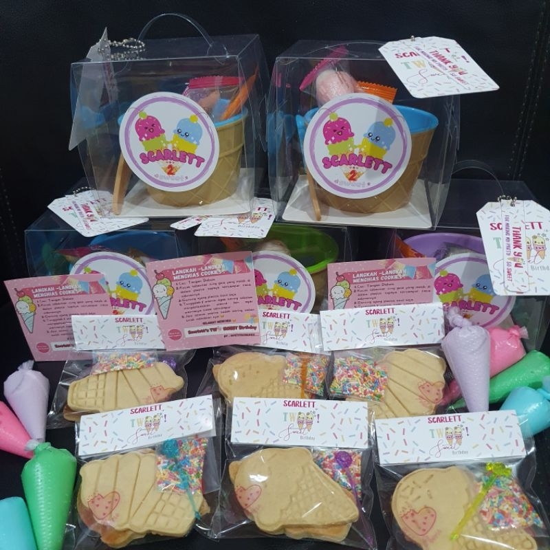 

P.Y.O COOKIES SOUVENIR HAMPERS BIRTHDAY