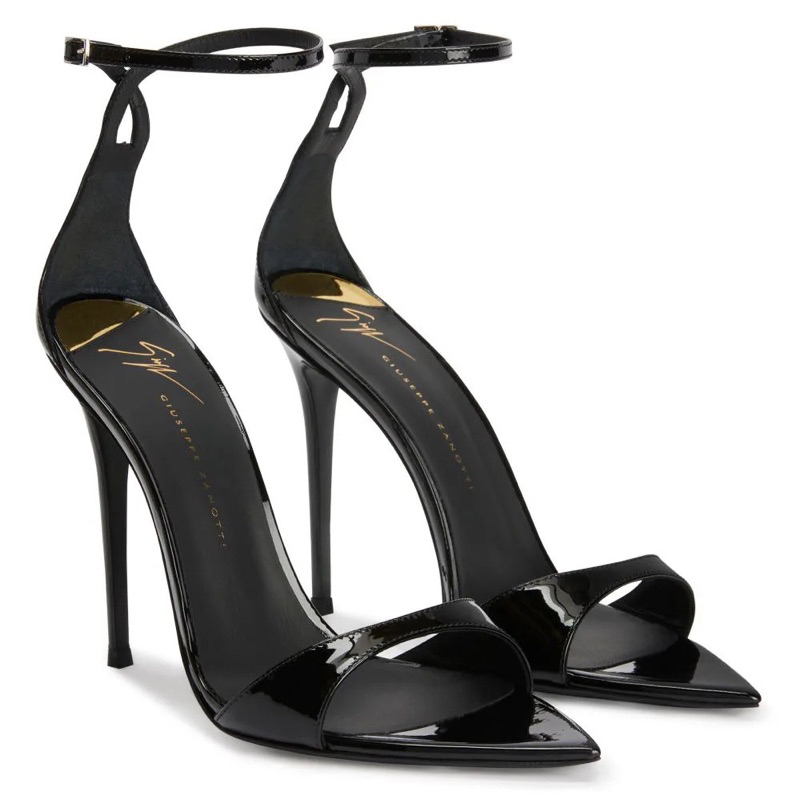 Sepatu high heels giuseppe zanotti inspo sexy party