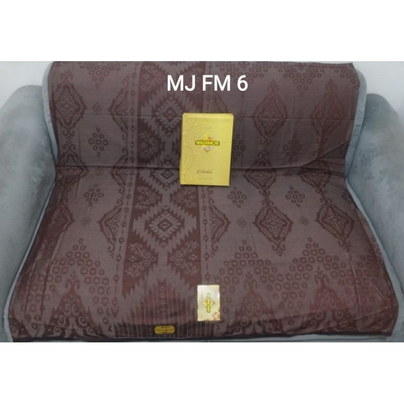 Sarung WADIMOR SINGGASANA dan MASCOT