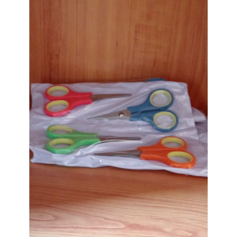 

Gunting kecil serbaguna 1lusin (12pcs)