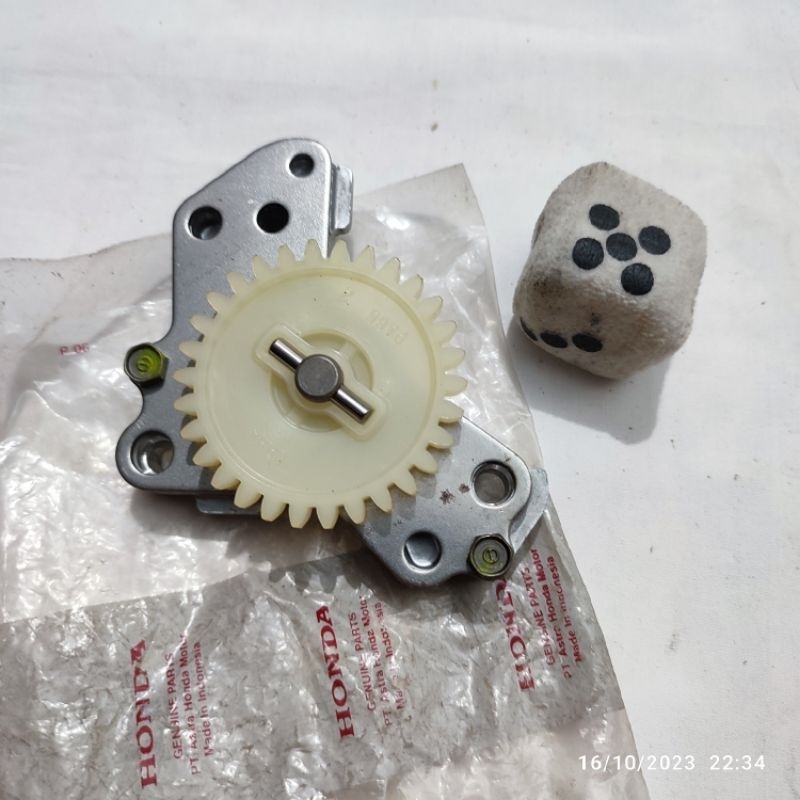 Pompa oli oil pump honda kharisma kirana Supra x 125 x125 original ahm nos