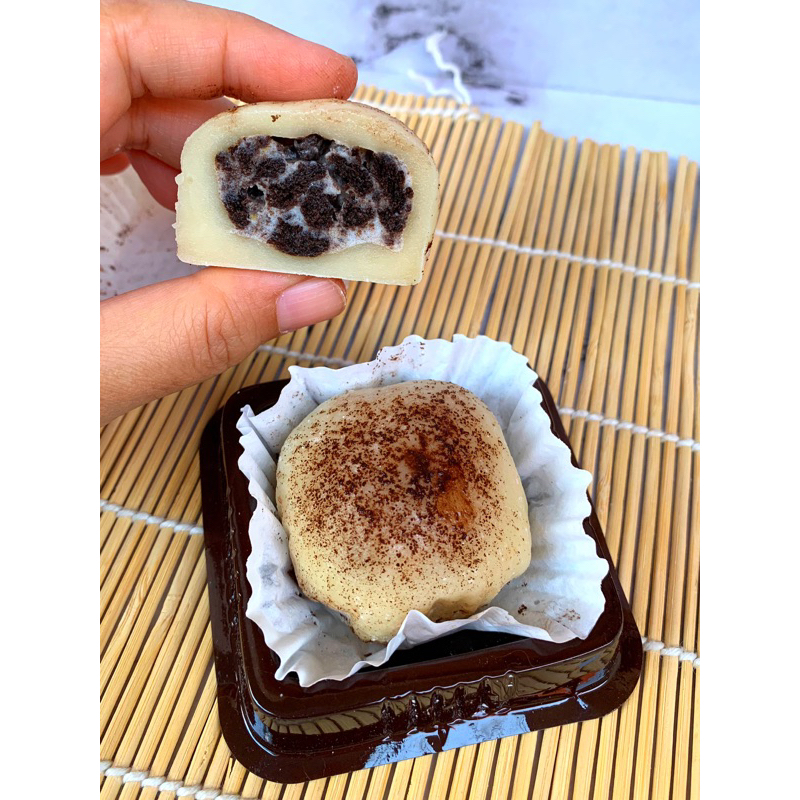 

MOCHI COOKIE N CREAM