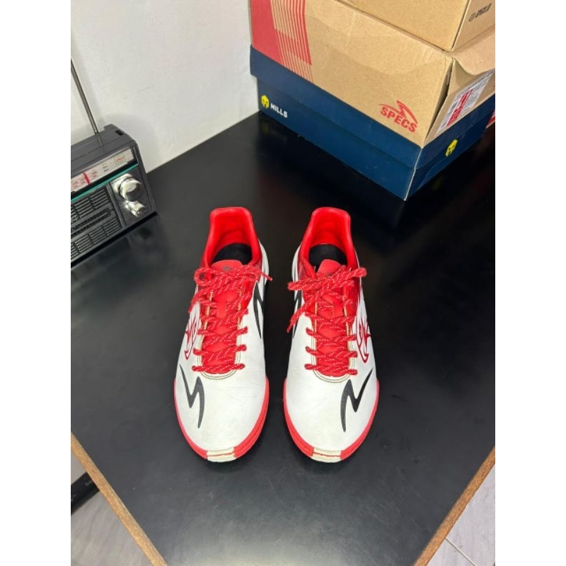 SPECS ACCELERATOR GARUDA ATTACK IN-WHITE/EMPEROR RED/BLACK