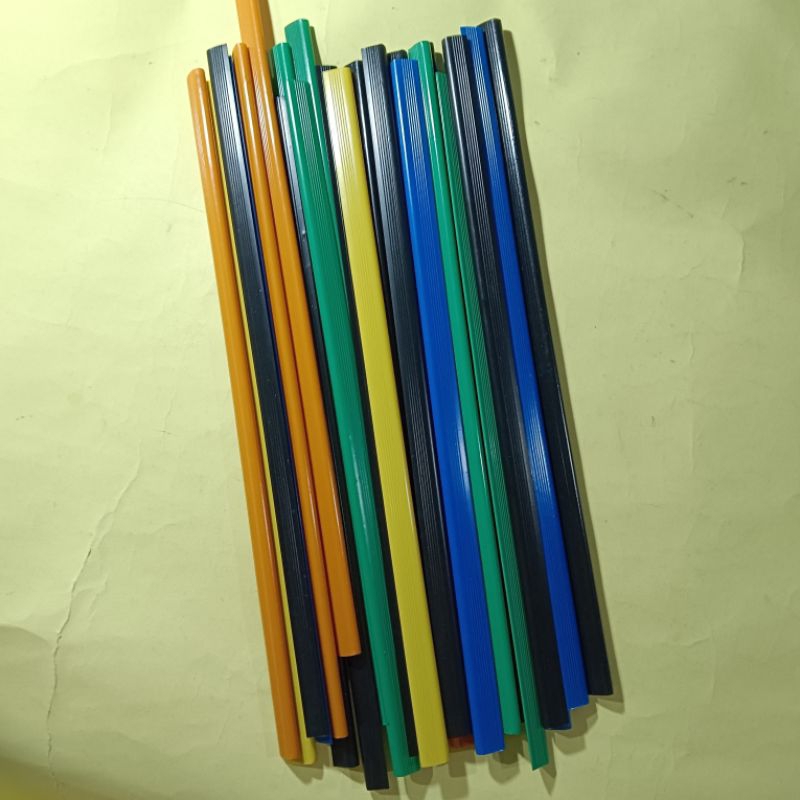 TULANG BUKU/SLIDE BINDER/TULANG KLIPPING/TULANG JILID WARNA(1pc)