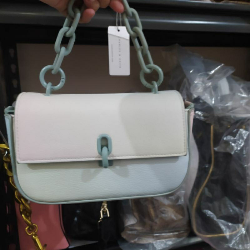 Charles and Keith warna Rainbow Tali Rantai Dan Lebar Panjang Tas Jalan