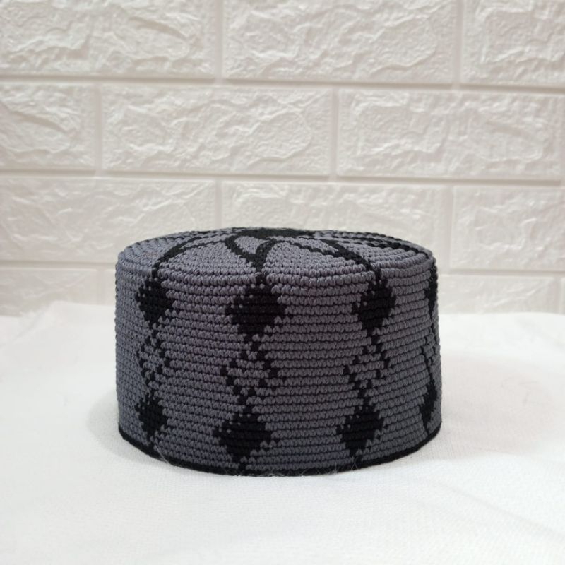 peci/kopiah/kopyah/songkok/kopyah rajut/kopiah rajut handmade