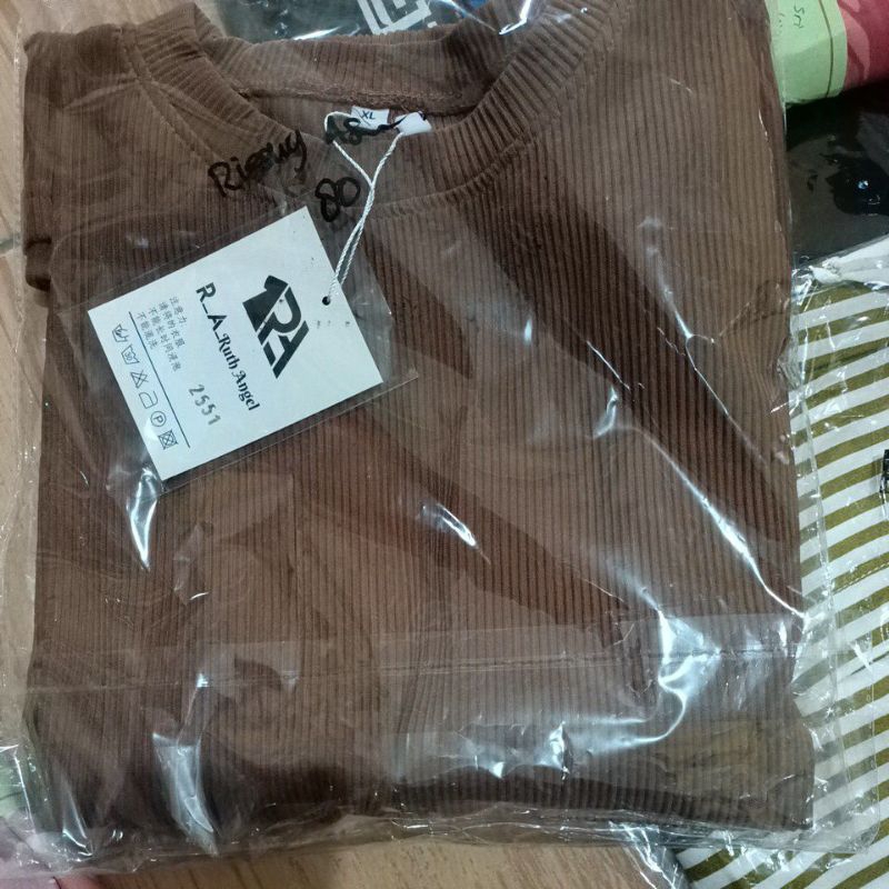 pesanan punya teh riesky asmara