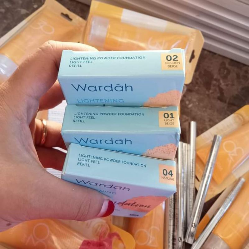 bedak padat Wardah/kemasan Refill