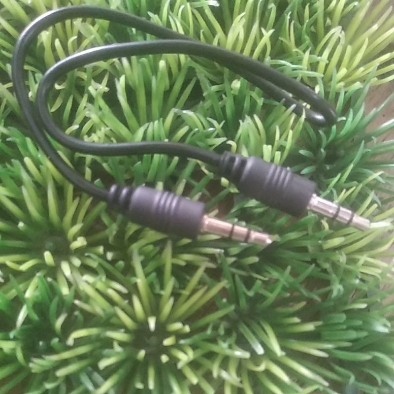 KABEL AUX SPEAKER AKTIF 1x1