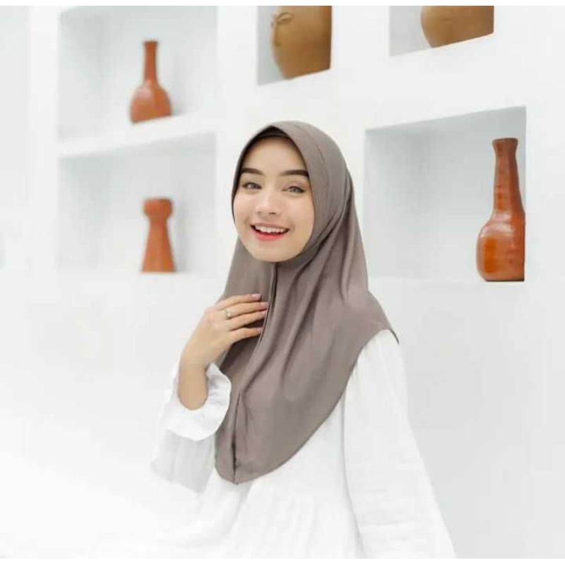 HIJAB BERGO HAMIDAH/HIJAB INSTAN/UKURAN (M)