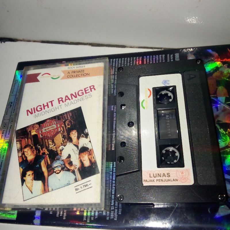 kaset pita NIGHT RANGER "MIDNIGHT MADNESS"