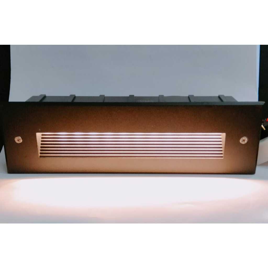 LAMPU LED TANGGA OUTDOOR IP65 LAMPU LED DINDING KOTAK LAMPU TANGGA LED