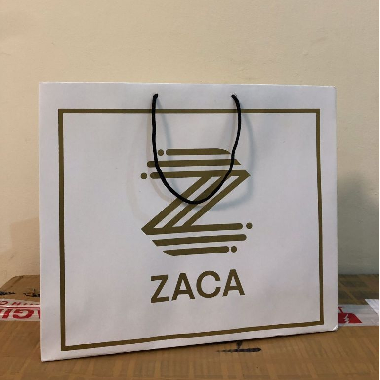 

Paperbag tas kertas bahan ivory 30x8x25cm