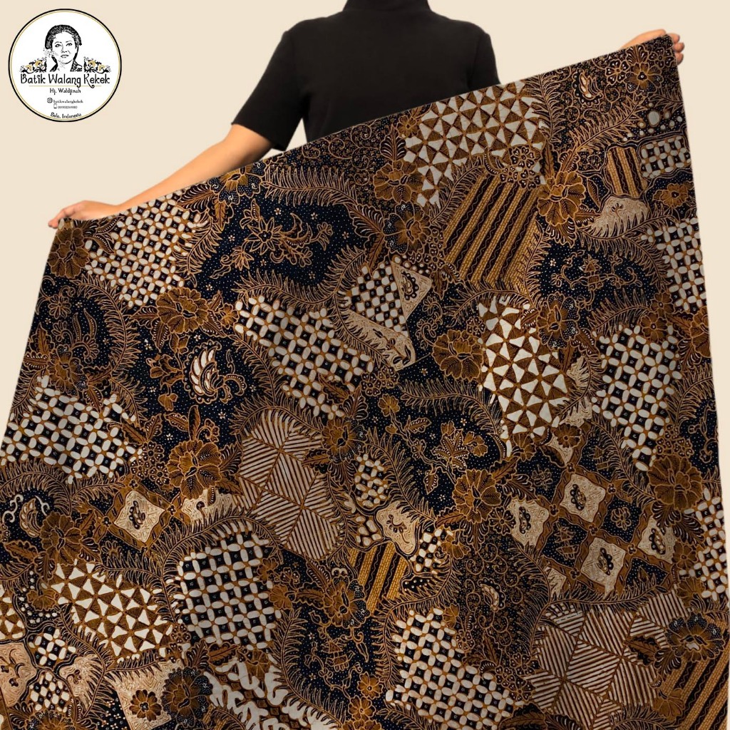 Kain Batik Tulis Sogan Motif Sekar Jagad