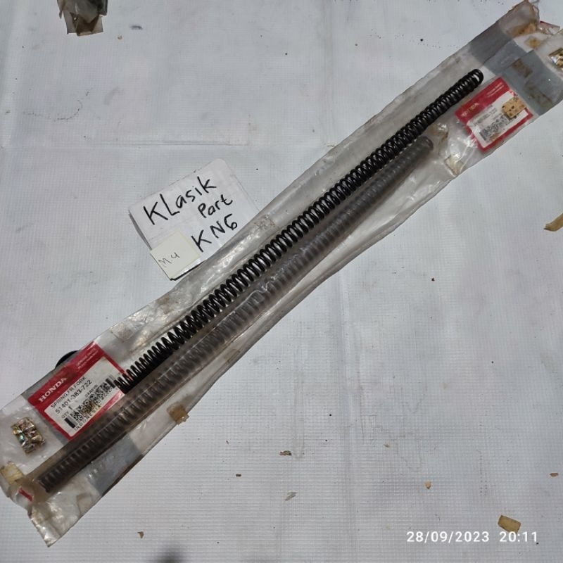 Per spring as shock shockbreaker depan Honda gl100 gl125 gl 100 125 original AHM nos