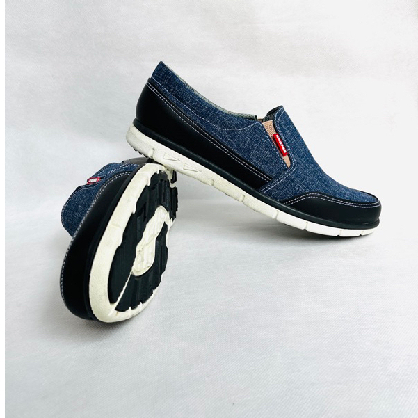 SEPATU CASUAL COWOK -SEPATU SLIP ON - SEPATU SANTAI KANTOR.