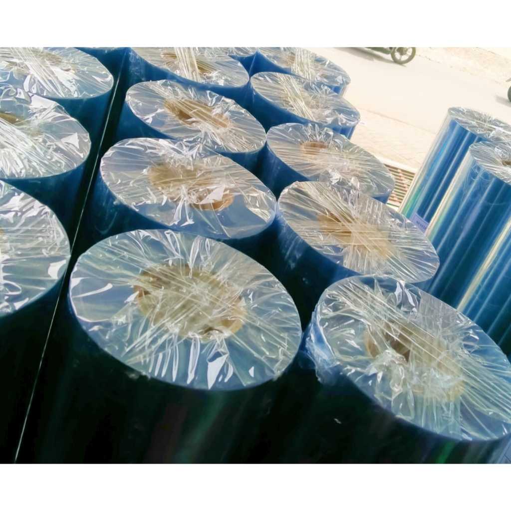 

PVC RIGID 0.30mm (140CM x 50 METER) MIKA SOUVENIR/MIKA ROLL