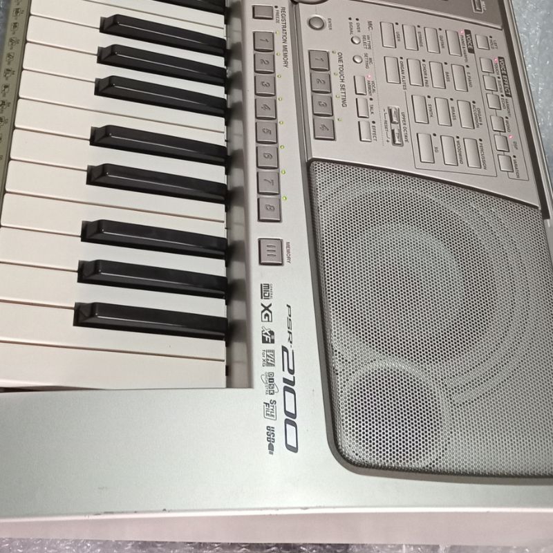 keyboard yamaha psr 2100