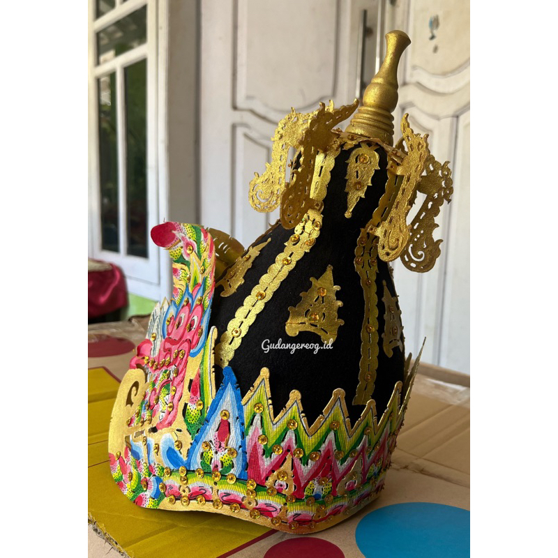 MAHKOTA RAJA KRESNA RAMA BALADEWA IRAHIRAHAN WAYANG ORANG MAHKOTA IRAH IRAHAN RAJA WAYANG ORANG RAMA