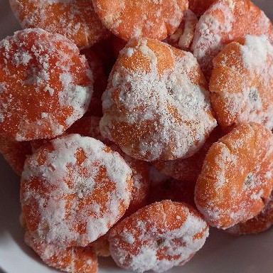 

MANISAN BUAH JERUK KERING /KIMKIT 500GRAM