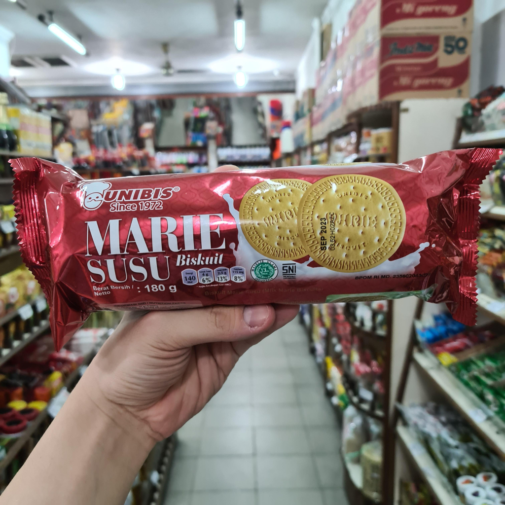 

UNIBIS MARIE SUSU BISKUIT 180g