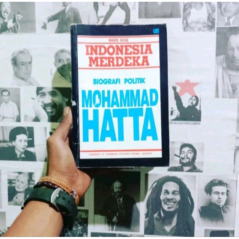 Bung Hatta: Pribadinya dalam Kenangan | Pengantar Kedjalan Ekonomi Perusahaan | Demokrasi Kita | Pen